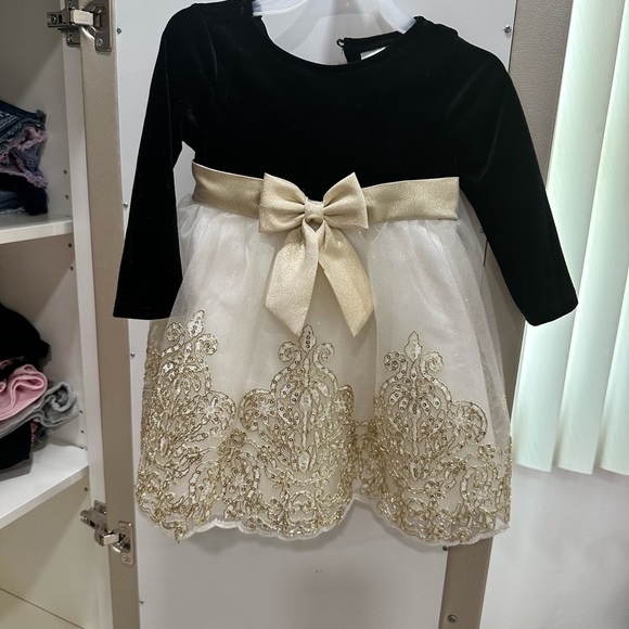 Toddler girl dress - Picture 1 of 3